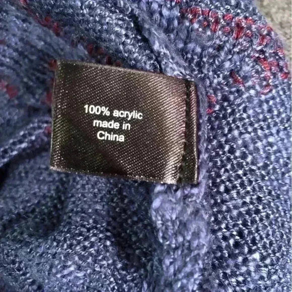 Lane Bryant Women’s 14/16 open knit blue sweater with stars - Picture 5 of 5